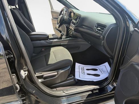 Used 2025 Dodge Durango GT AWD/4WD image 26