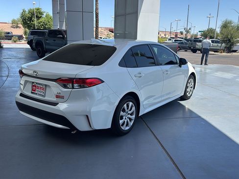 Used 2022 Toyota Corolla LE FWD image 7