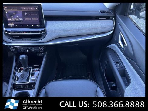 Used 2022 Jeep Compass Latitude AWD/4WD image 21