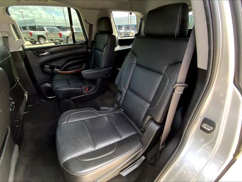 Used 2018 Chevrolet Tahoe Premier AWD/4WD image 21
