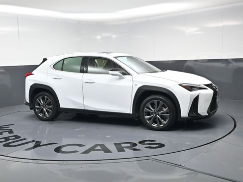 Used 2021 Lexus UX 200 F Sport image 15