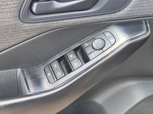 Used 2023 Nissan Rogue S FWD image 21