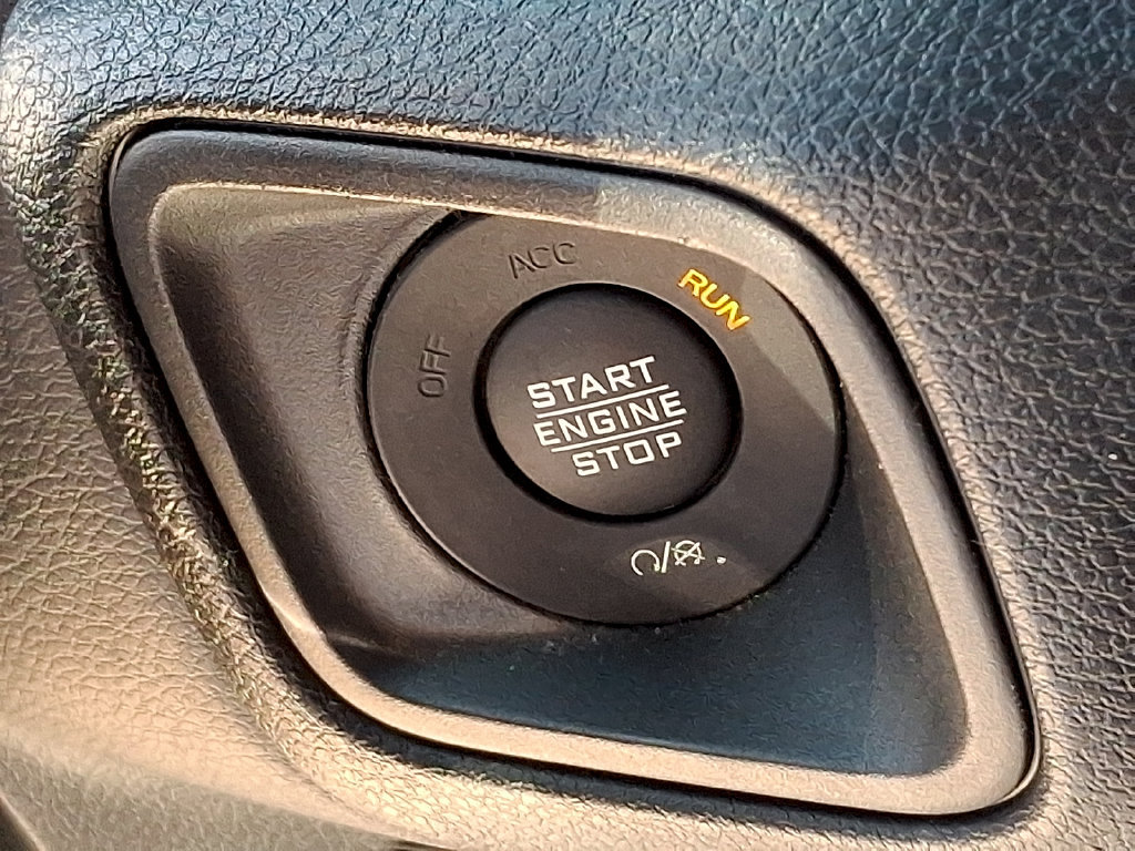 Used 2024 Jeep Wrangler Unlimited w/ Convenience Group AWD/4WD image 22
