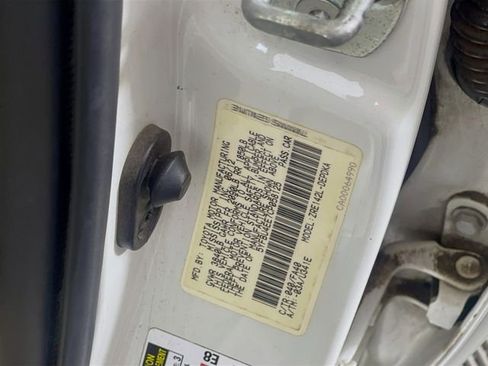 Used 2012 Toyota Corolla L FWD image 30