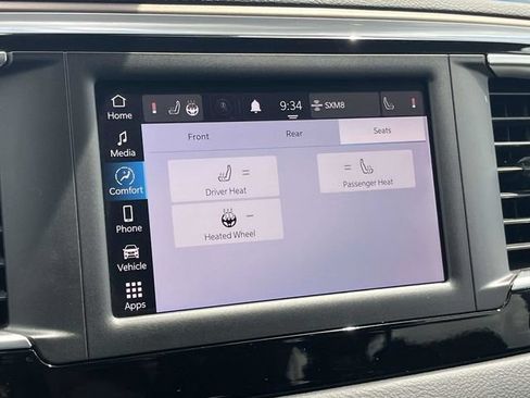 Used 2023 Chrysler Voyager LX FWD image 31