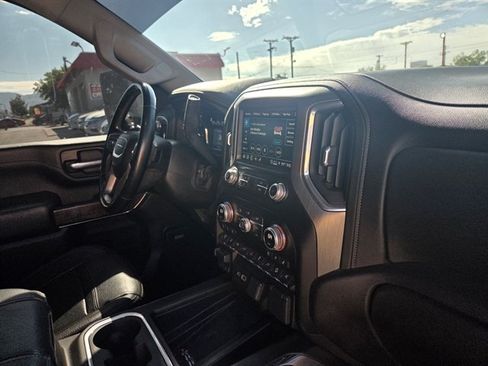 Used 2023 GMC Sierra 2500 Denali w/ Denali Ultimate Package AWD/4WD image 7