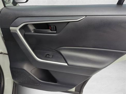 Used 2019 Toyota RAV4 LE image 24