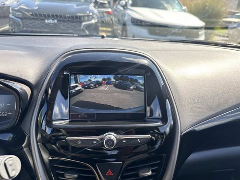 Used 2022 Chevrolet Spark LT FWD image 22