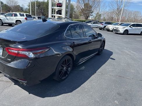 Used 2021 Toyota Camry XSE image 5