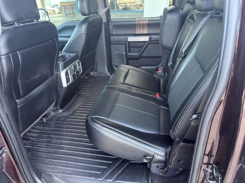 Used 2019 Ford F150 Lariat w/ Equipment Group 502A Luxury image 11