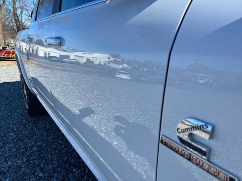 Used 2018 RAM 2500 Longhorn image 11