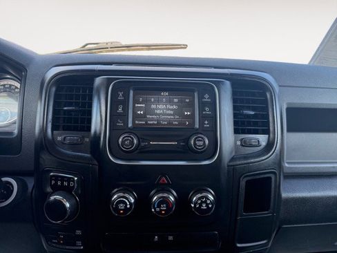 Used 2017 RAM 1500 Express w/ Black Ram 1500 Express Group AWD/4WD image 6