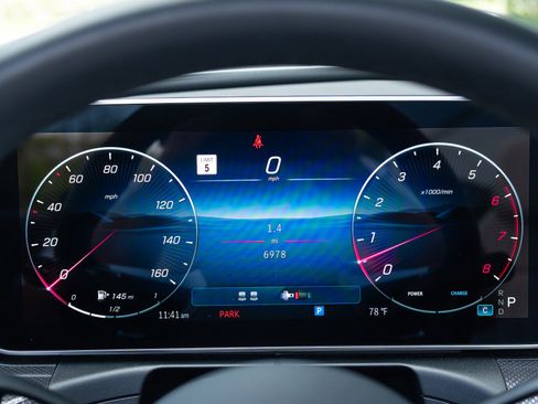 Used 2025 Mercedes-Benz CLE 450 4MATIC Cabriolet image 69