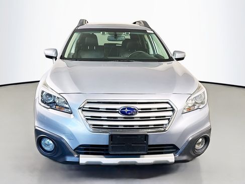 Used 2016 Subaru Outback 2.5i Limited image 2
