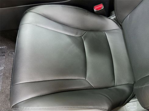 Used 2025 Honda Accord Touring image 18