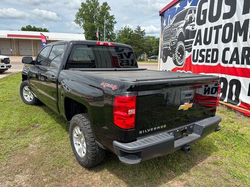Used 2017 Chevrolet Silverado 1500 W/T w/ Special Service Package AWD/4WD image 3