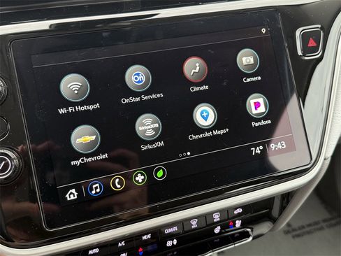 Used 2023 Chevrolet Bolt EUV Premier image 23