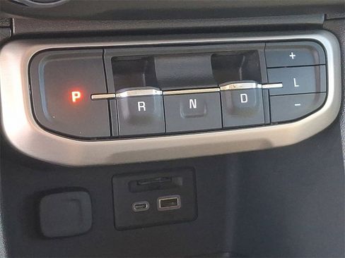 Used 2022 GMC Acadia Denali w/ Denali Ultimate Package image 14