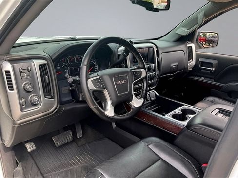 Used 2018 GMC Sierra 1500 SLT AWD/4WD image 19