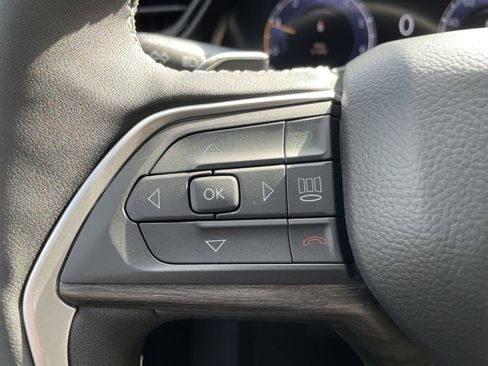 New 2026 Jeep Grand Cherokee L Limited AWD/4WD image 17