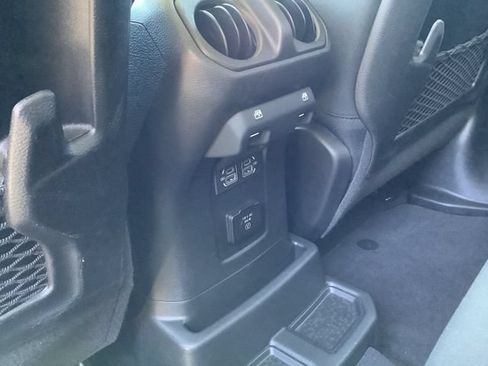 Used 2025 Jeep Wrangler Unlimited Rubicon 4xe w/ Convenience Group AWD/4WD image 27
