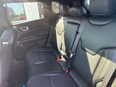 Used 2023 Jeep Compass Limited w/ Elite Group for (Red) Edition image 4