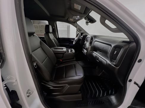 Used 2025 Chevrolet Silverado 2500 W/T w/ WT Convenience Package AWD/4WD image 28