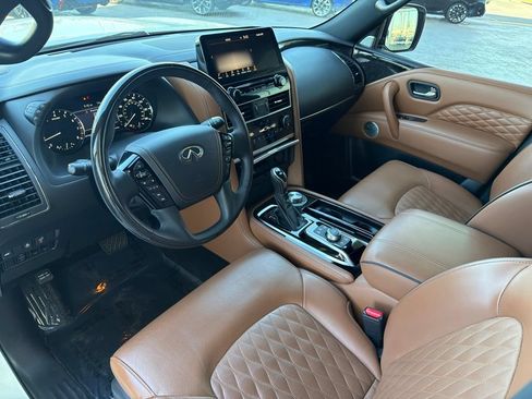Used 2023 INFINITI QX80 Sensory w/ Cargo Package AWD/4WD image 10