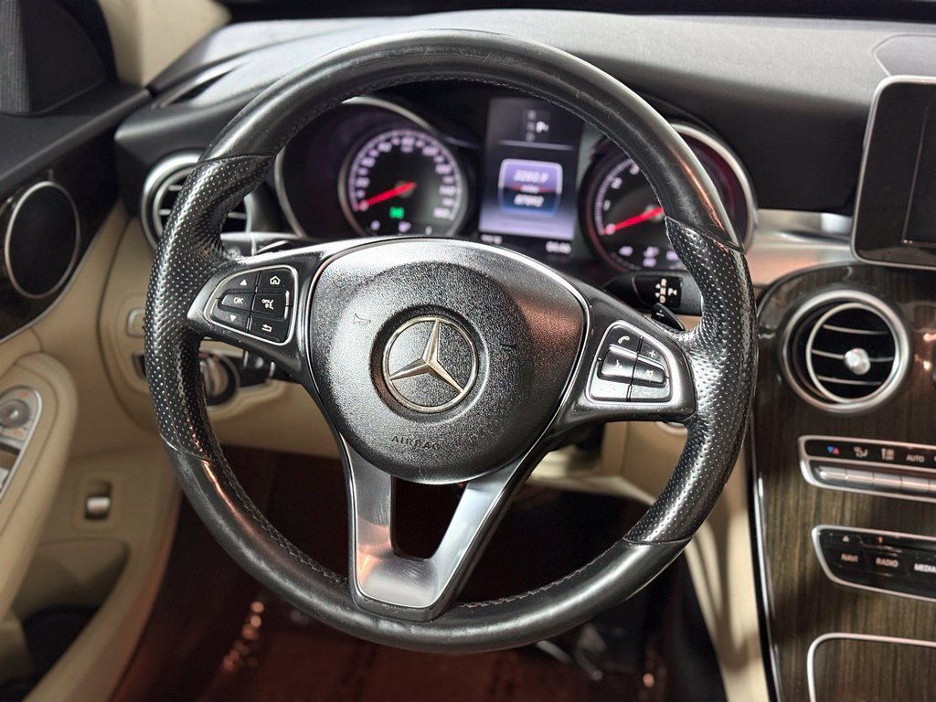 Used 2017 Mercedes-Benz C 300 4MATIC Sedan image 11