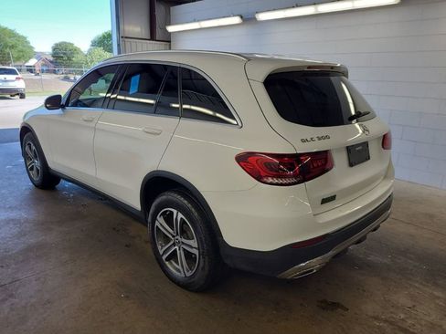 Used 2020 Mercedes-Benz GLC 300 image 2