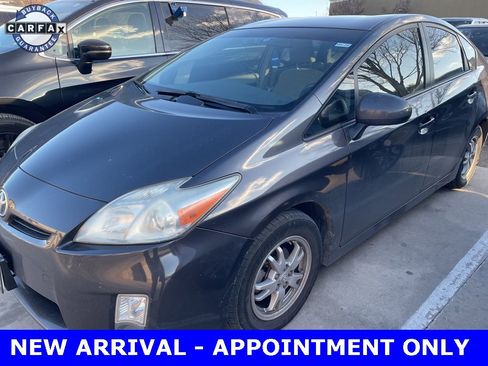 Used 2011 Toyota Prius Two image 1