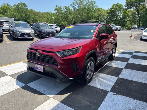 Used 2020 Toyota RAV4 LE w/ All Weather Liner Package AWD/4WD image 5