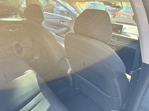 Used 2023 Honda Accord EX image 15