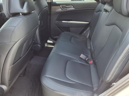 New 2025 Kia Sportage EX w/ EX Premium Package image 12