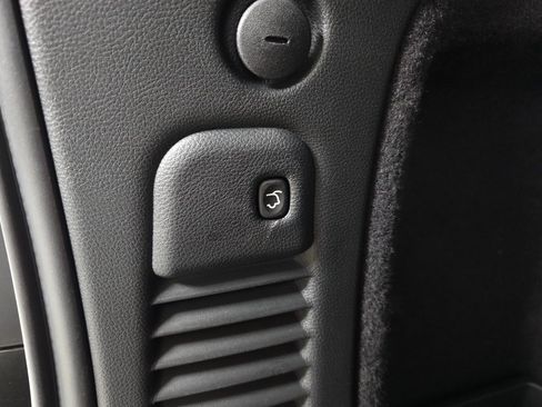 Used 2022 Dodge Durango SRT w/ Technology Group image 7