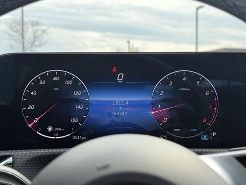 Used 2025 Mercedes-Benz CLA 250 4MATIC image 15