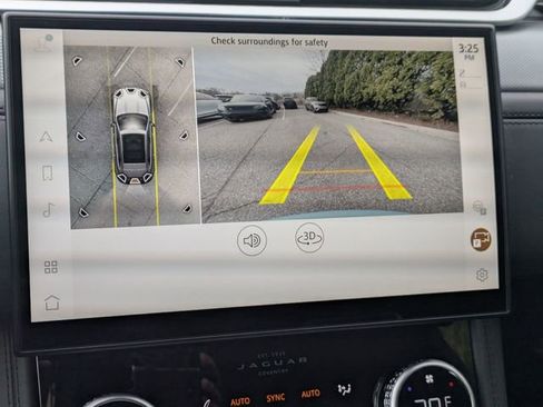 New 2026 Jaguar F-PACE SVR image 10