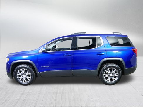 Used 2023 GMC Acadia SLT w/ Preferred Package image 4