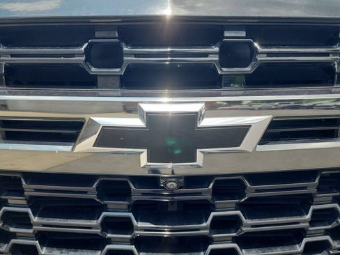 Certified 2022 Chevrolet Tahoe Z71 w/ Luxury Package AWD/4WD image 31