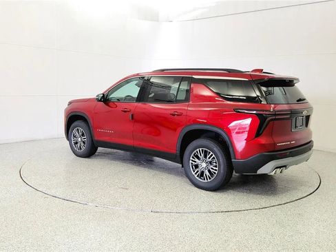 New 2026 Chevrolet Traverse LT w/ Driver Confidence Package AWD/4WD image 5