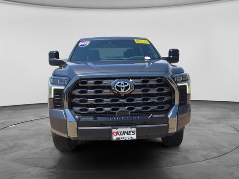 Used 2022 Toyota Tundra Platinum AWD/4WD image 2