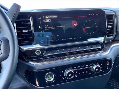 Used 2023 GMC Sierra 1500 Elevation image 8