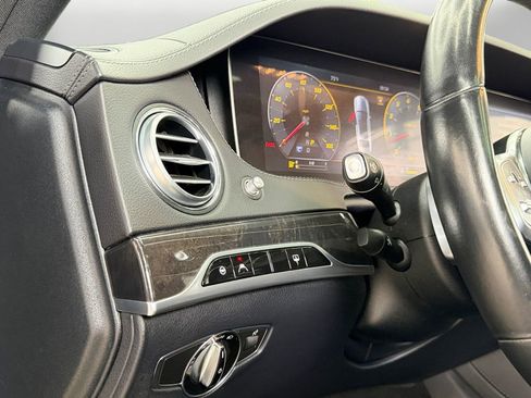 Used 2018 Mercedes-Benz S 450 Sedan image 23