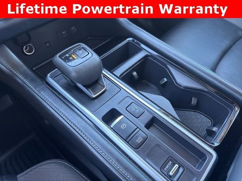 Used 2024 Nissan Pathfinder SL w/ Cargo Package image 17