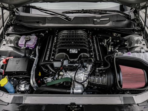 Used 2023 Dodge Challenger SRT Hellcat Redeye RWD image 2