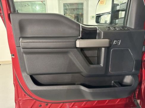 Used 2022 Ford F250 Platinum image 18