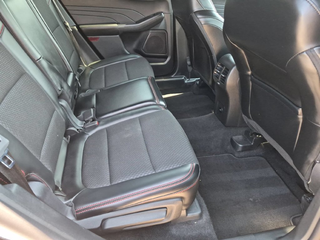 Used 2025 Ford Escape ST-Line AWD/4WD image 29