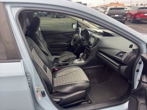 Used 2018 Subaru Crosstrek 2.0i Premium w/ Eyesight System image 19