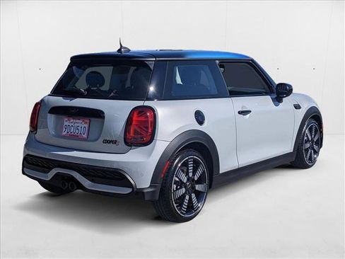 Certified 2023 MINI Cooper S image 5
