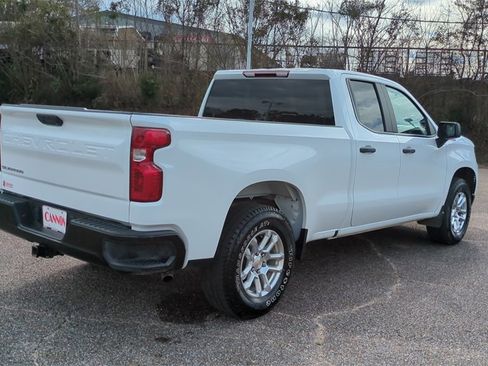 Used 2024 Chevrolet Silverado 1500 W/T w/ WT Value Package image 5